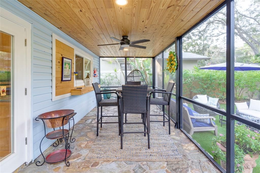 En Venta: $1,275,000 (3 camas, 3 baños, 2629 Pies cuadrados)