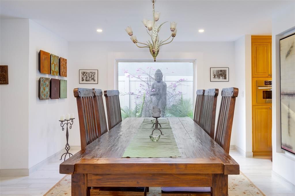 En Venta: $1,275,000 (3 camas, 3 baños, 2629 Pies cuadrados)