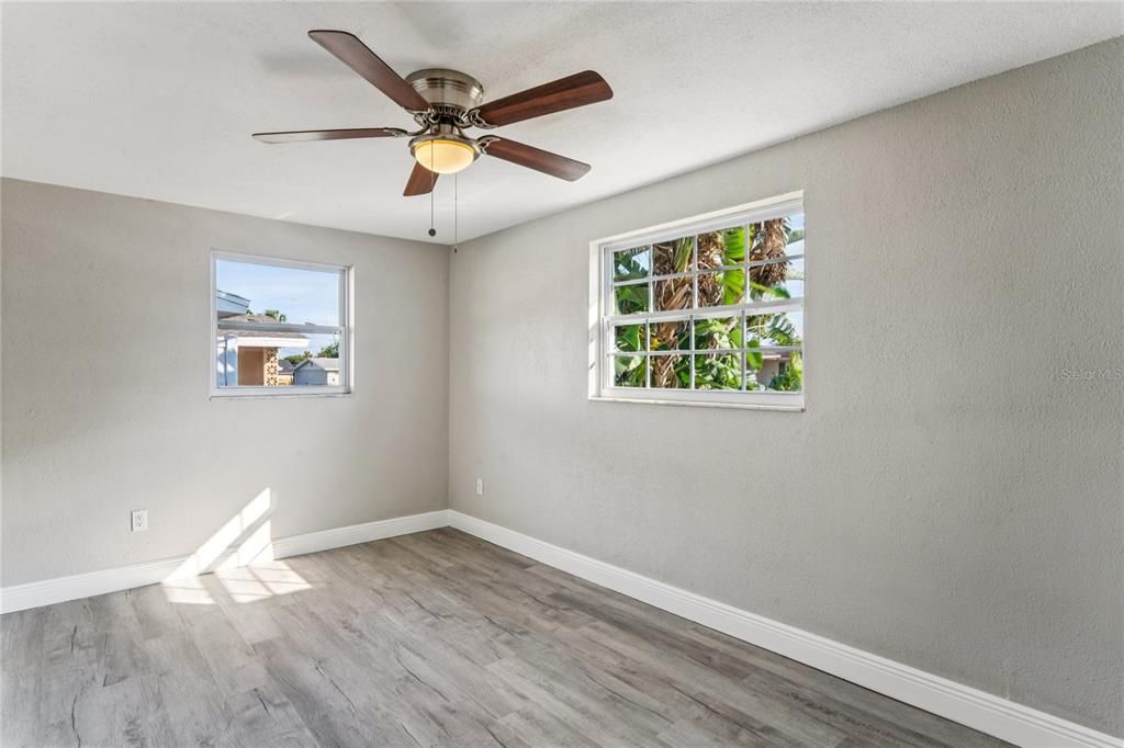 For Sale: $310,000 (3 beds, 2 baths, 1176 Square Feet)