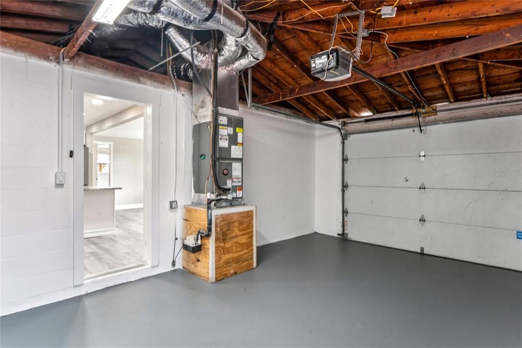 For Sale: $310,000 (3 beds, 2 baths, 1176 Square Feet)