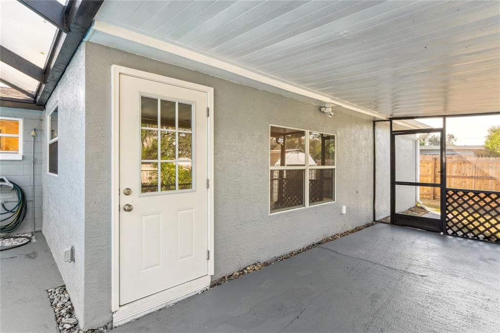 For Sale: $310,000 (3 beds, 2 baths, 1176 Square Feet)