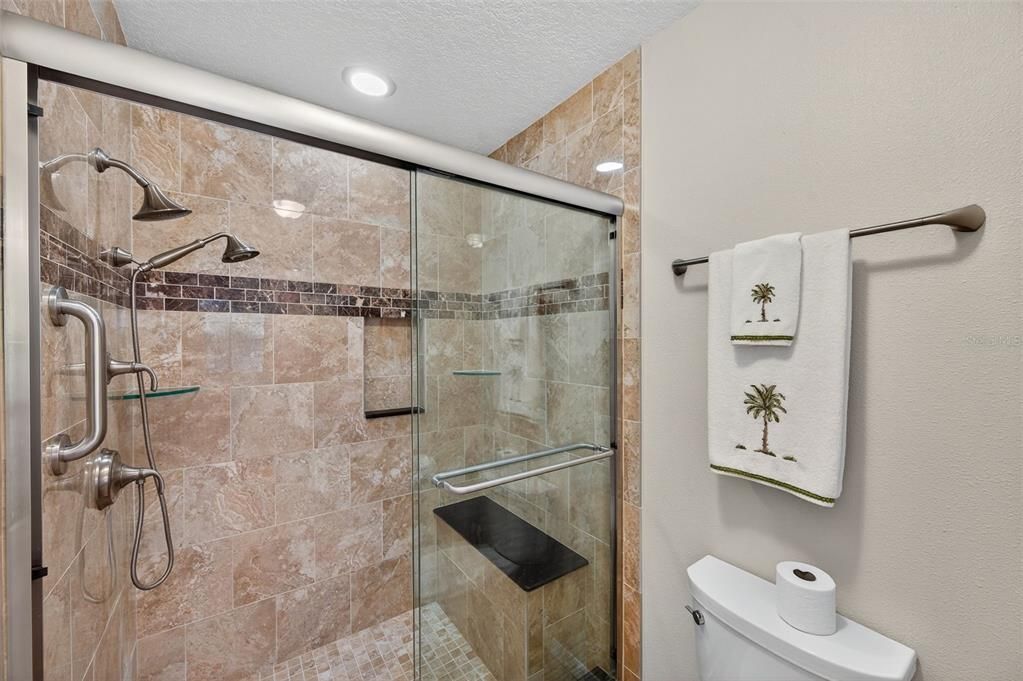 For Sale: $415,000 (2 beds, 2 baths, 1665 Square Feet)