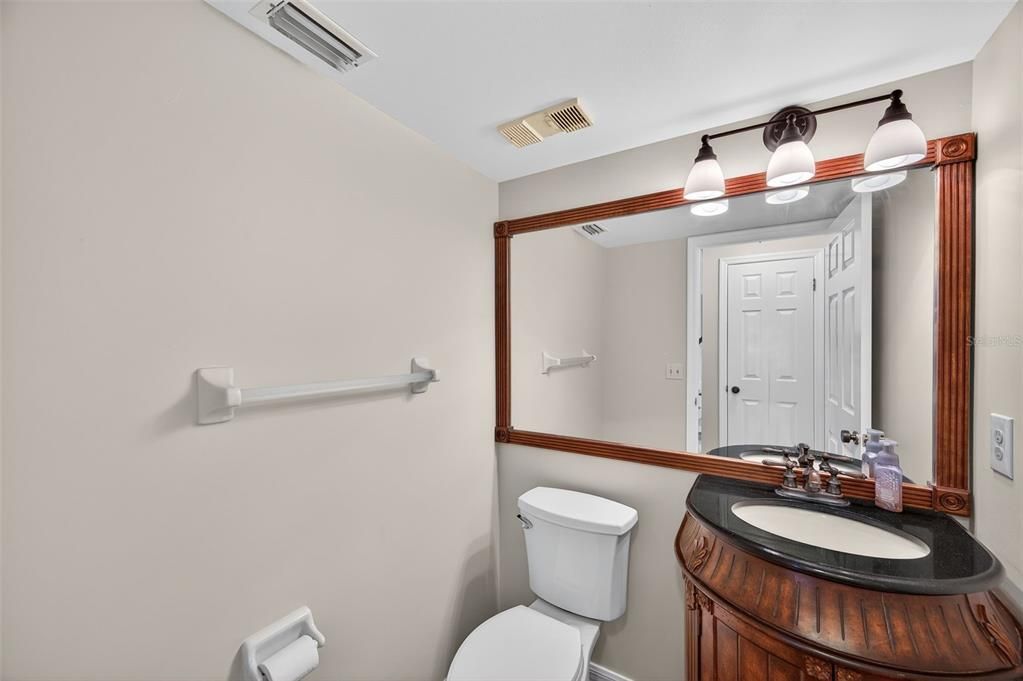 For Sale: $415,000 (2 beds, 2 baths, 1665 Square Feet)