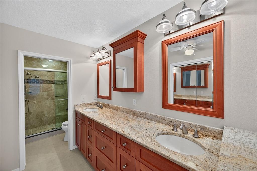 For Sale: $415,000 (2 beds, 2 baths, 1665 Square Feet)