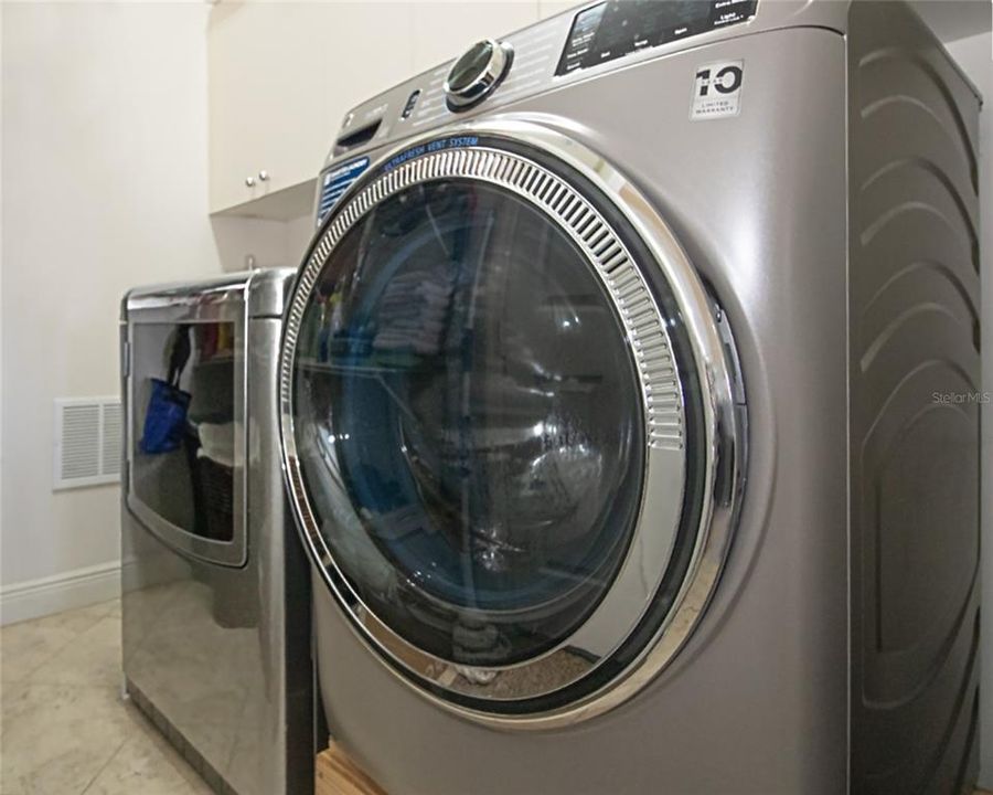 На продажу: $480,000 (2 спален, 2 ванн, 2209 Квадратных фут)