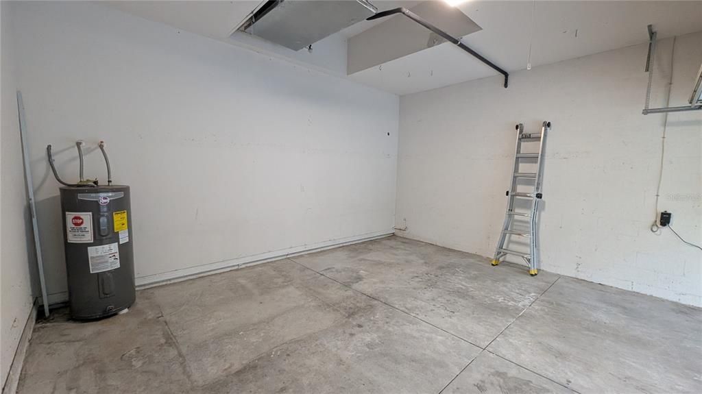 出租: $2,000 (3 贝兹, 2 浴室, 1503 平方英尺)