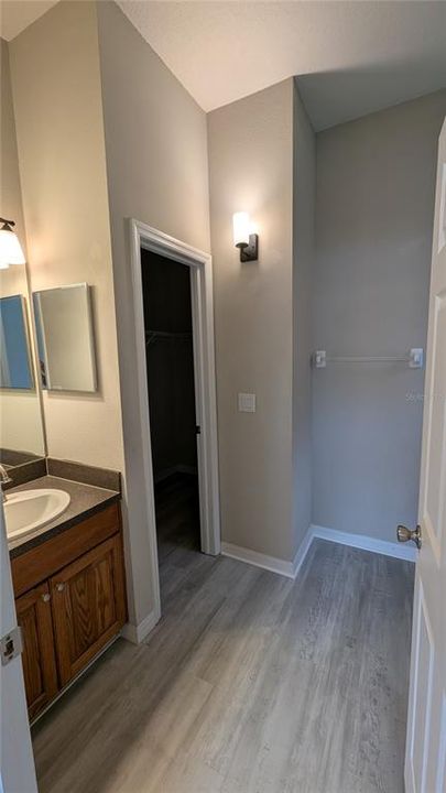 出租: $2,000 (3 贝兹, 2 浴室, 1503 平方英尺)