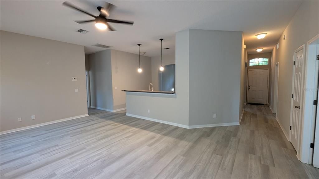 出租: $2,000 (3 贝兹, 2 浴室, 1503 平方英尺)