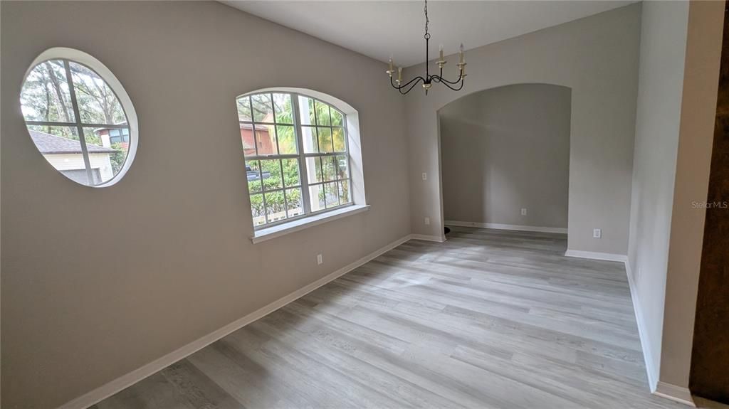 出租: $2,000 (3 贝兹, 2 浴室, 1503 平方英尺)