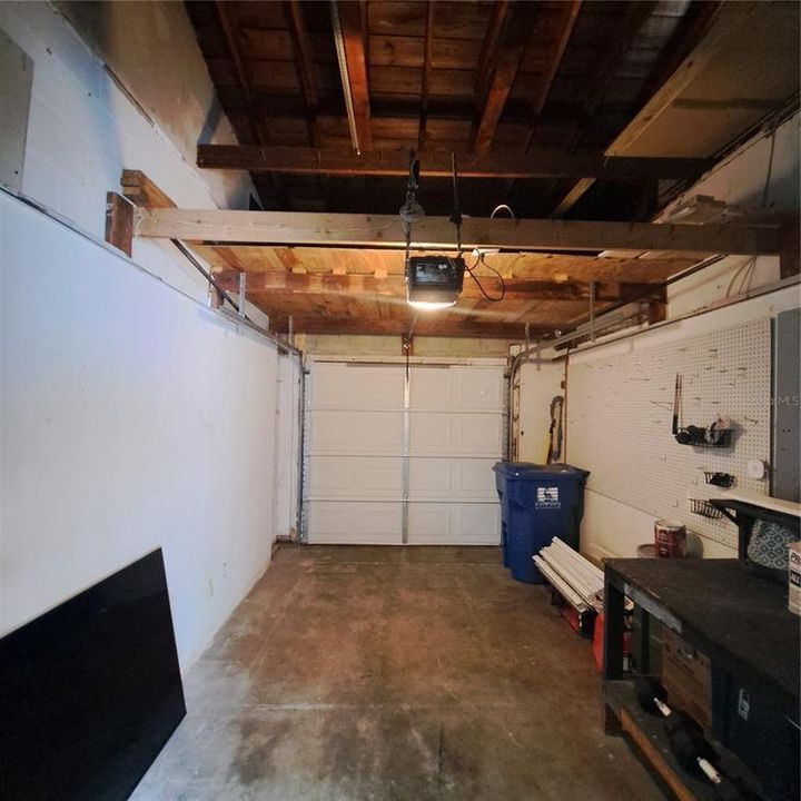 В аренду: $2,250 (2 спален, 1 ванн, 882 Квадратных фут)