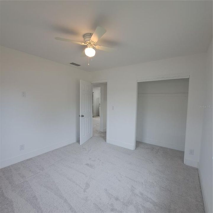 В аренду: $2,250 (2 спален, 1 ванн, 882 Квадратных фут)