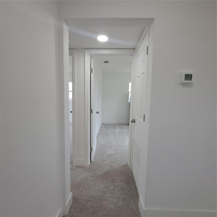 В аренду: $2,250 (2 спален, 1 ванн, 882 Квадратных фут)