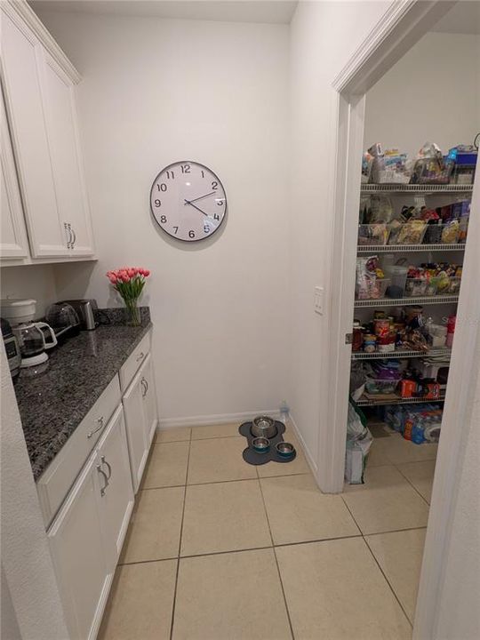 For Rent: $3,000 (4 beds, 3 baths, 2400 Square Feet)