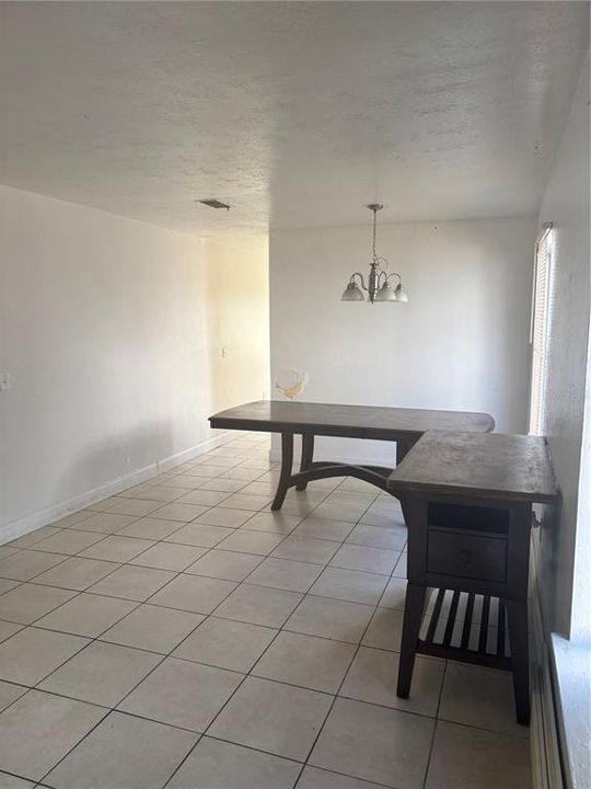 For Sale: $80,000 (2 beds, 1 baths, 1020 Square Feet)