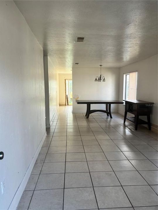For Sale: $80,000 (2 beds, 1 baths, 1020 Square Feet)
