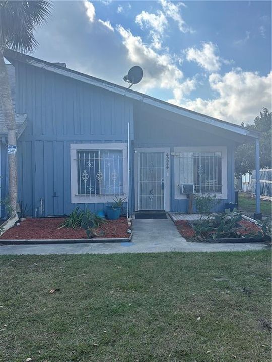 For Sale: $80,000 (2 beds, 1 baths, 1020 Square Feet)