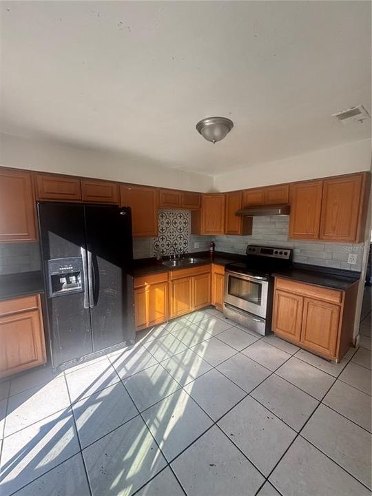 For Sale: $80,000 (2 beds, 1 baths, 1020 Square Feet)