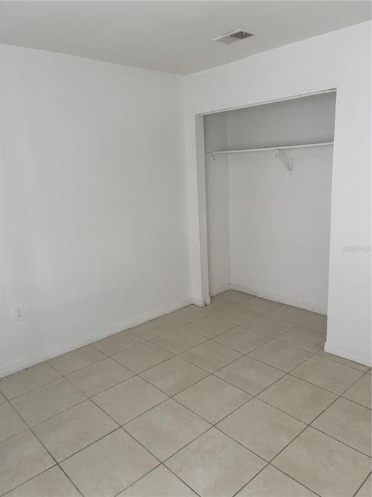 For Sale: $80,000 (2 beds, 1 baths, 1020 Square Feet)