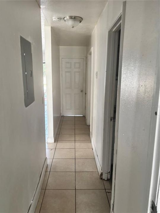 For Sale: $80,000 (2 beds, 1 baths, 1020 Square Feet)
