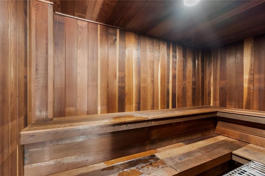 For Sale: $1,299,000 (2 beds, 2 baths, 1729 Square Feet)