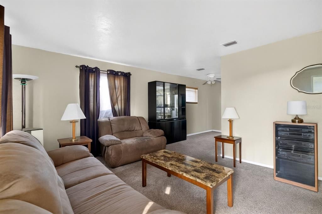 For Sale: $99,000 (3 beds, 1 baths, 1000 Square Feet)