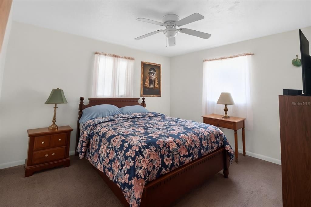 For Sale: $99,000 (3 beds, 1 baths, 1000 Square Feet)