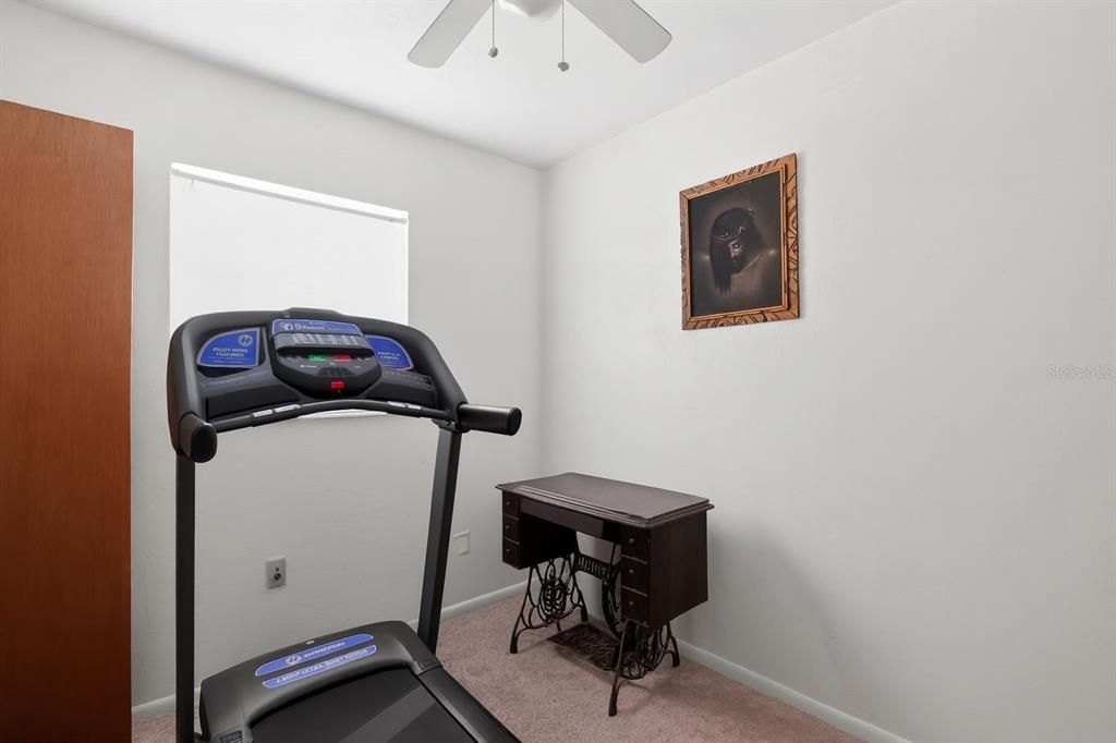 For Sale: $99,000 (3 beds, 1 baths, 1000 Square Feet)