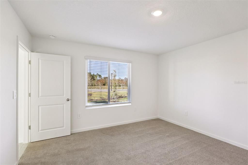 For Sale: $383,990 (4 beds, 3 baths, 1842 Square Feet)