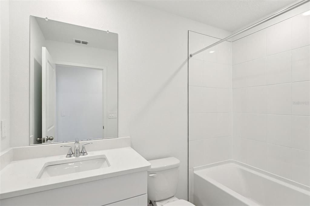 For Sale: $383,990 (4 beds, 3 baths, 1842 Square Feet)