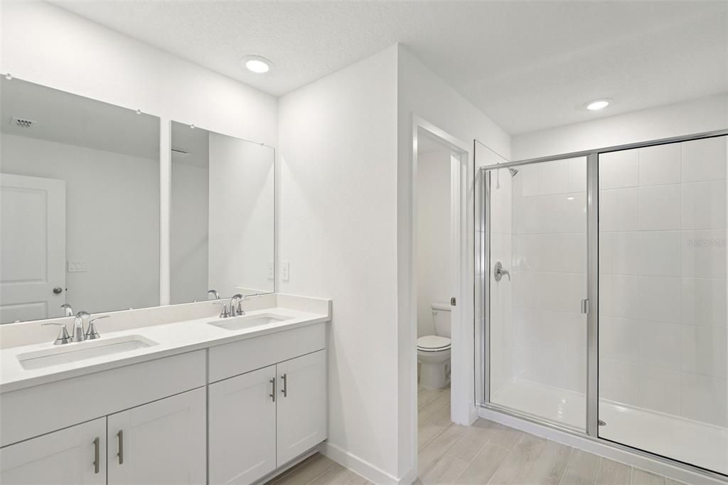 For Sale: $383,990 (4 beds, 3 baths, 1842 Square Feet)