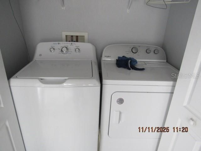 En Venta: $215,000 (3 camas, 3 baños, 1572 Pies cuadrados)