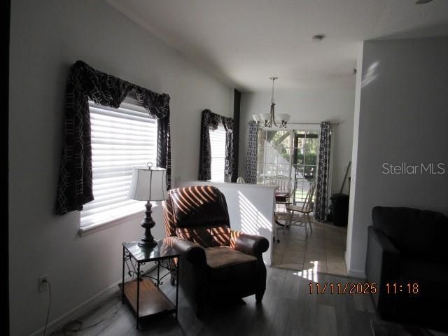 En Venta: $215,000 (3 camas, 3 baños, 1572 Pies cuadrados)