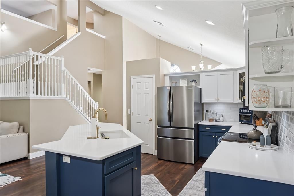 待售: $579,000 (4 贝兹, 2 浴室, 2438 平方英尺)