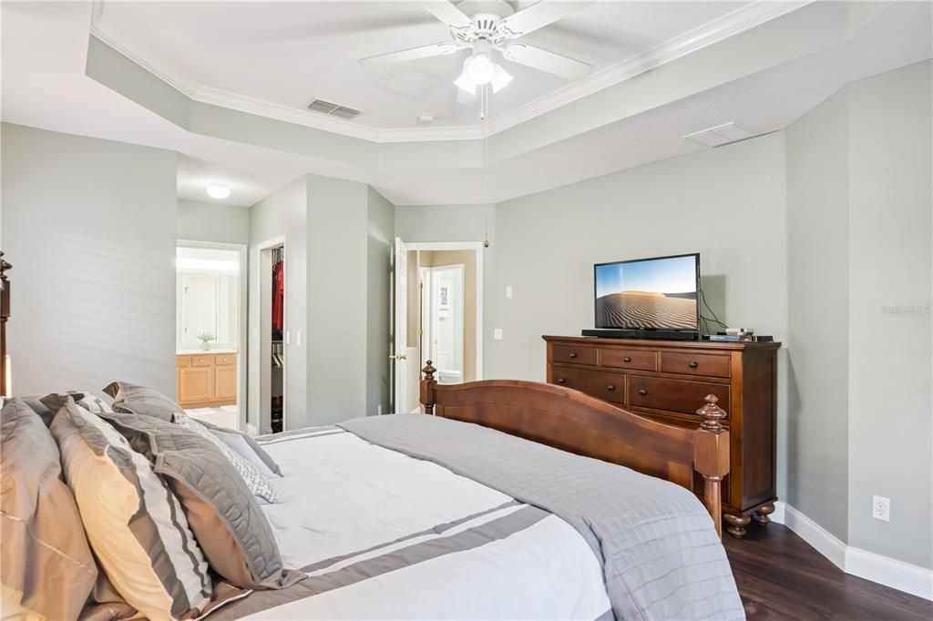 待售: $579,000 (4 贝兹, 2 浴室, 2438 平方英尺)