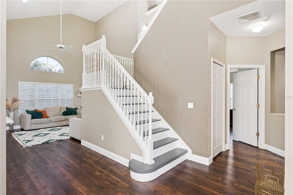 待售: $579,000 (4 贝兹, 2 浴室, 2438 平方英尺)