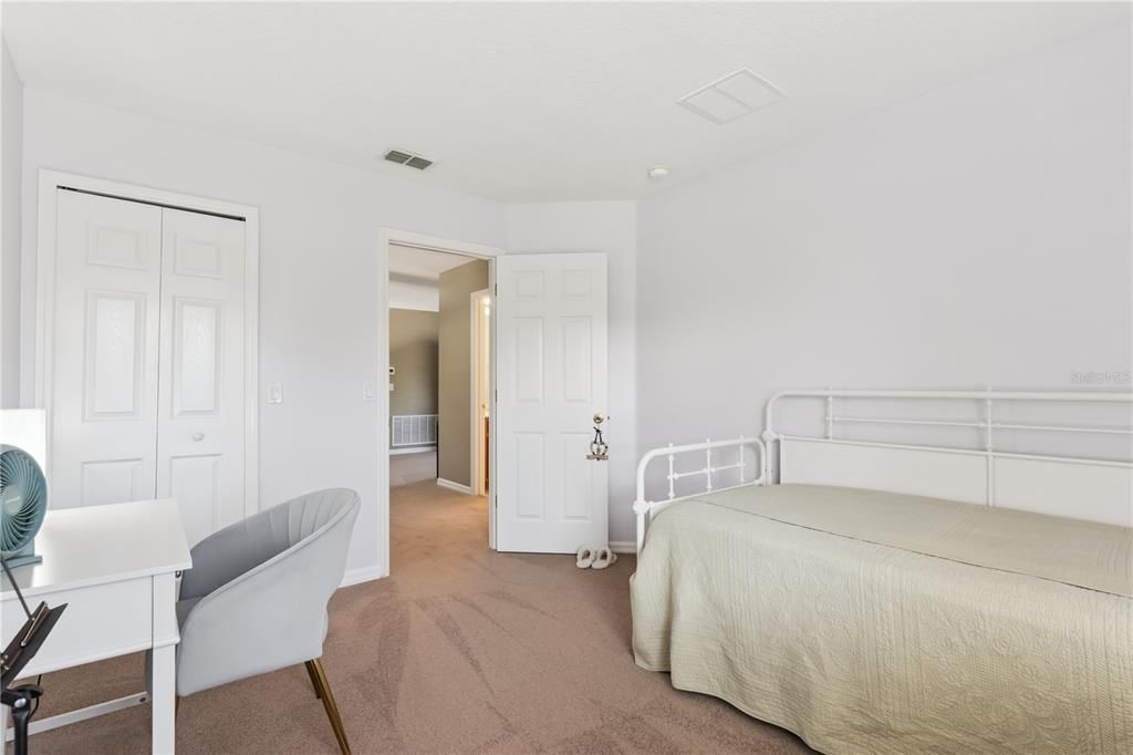 待售: $579,000 (4 贝兹, 2 浴室, 2438 平方英尺)