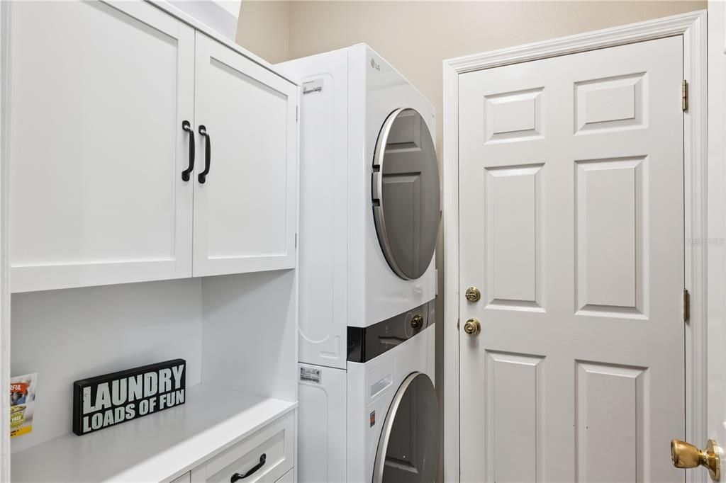 待售: $579,000 (4 贝兹, 2 浴室, 2438 平方英尺)