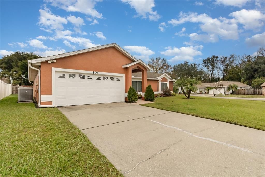 For Sale: $420,000 (3 beds, 2 baths, 1460 Square Feet)