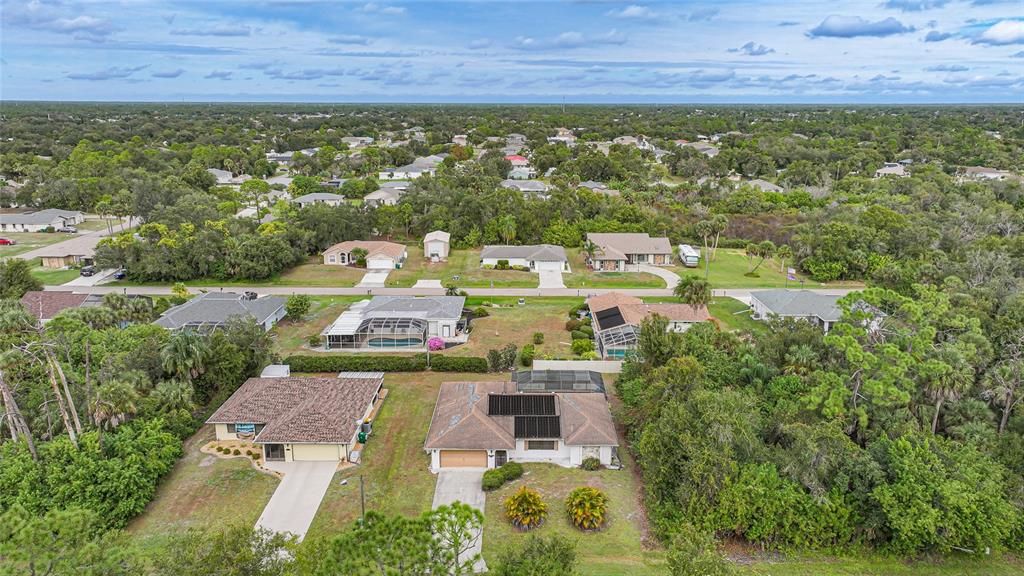 合同活跃: $275,000 (3 贝兹, 2 浴室, 1759 平方英尺)