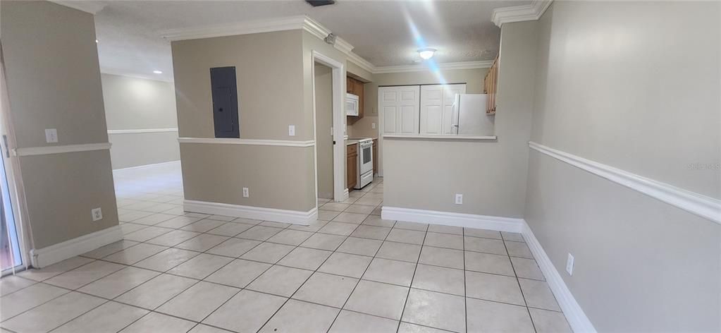 En Venta: $339,900 (2 camas, 2 baños, 1302 Pies cuadrados)