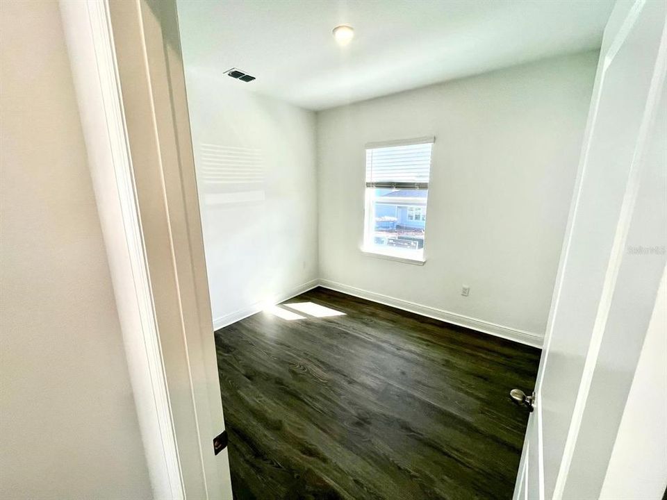 For Rent: $2,500 (3 beds, 2 baths, 1781 Square Feet)