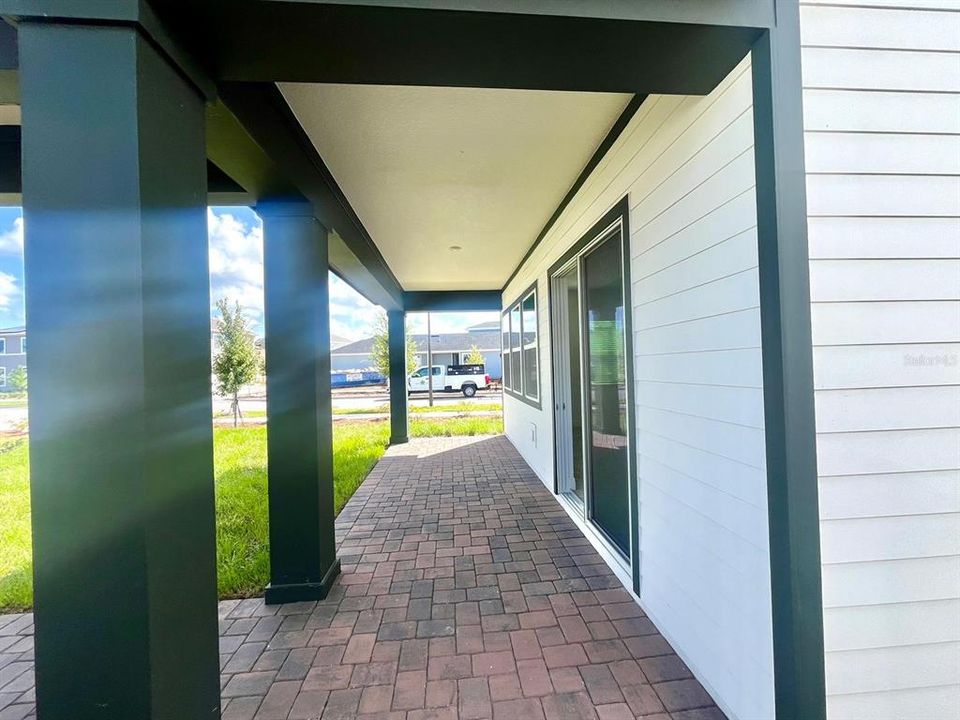 For Rent: $2,500 (3 beds, 2 baths, 1781 Square Feet)