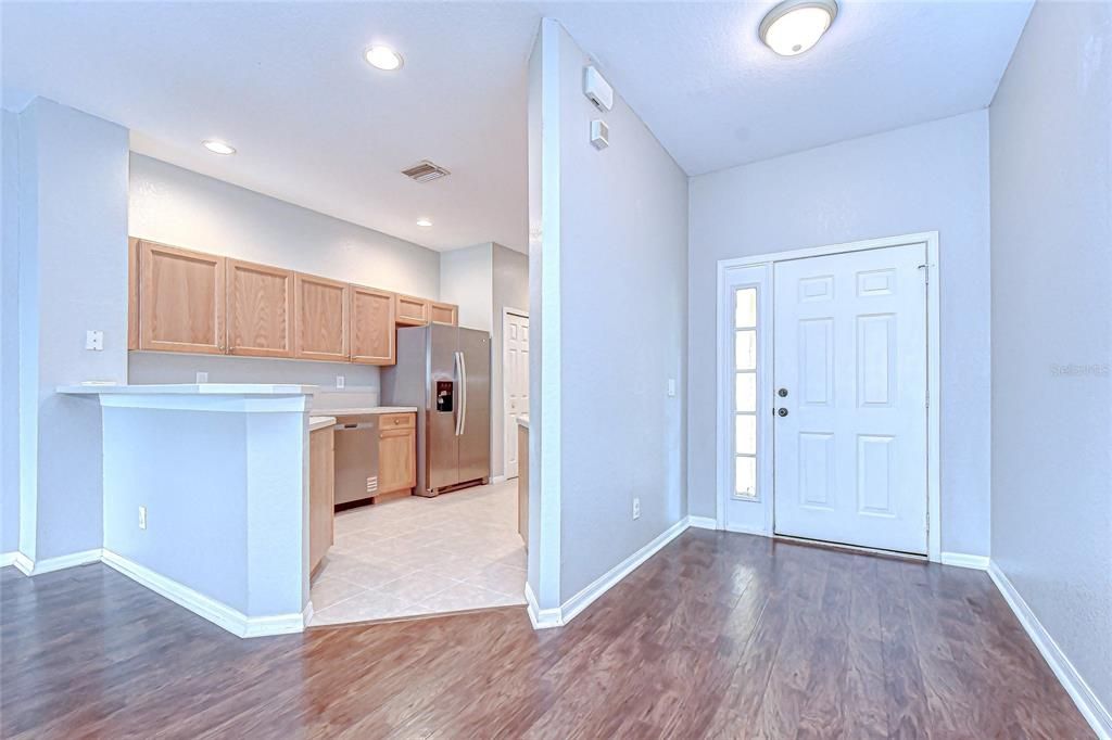 En Venta: $260,000 (2 camas, 2 baños, 1319 Pies cuadrados)