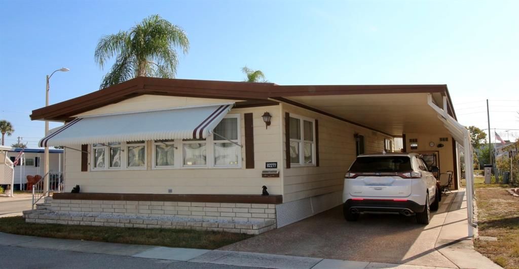 For Sale: $149,900 (2 beds, 2 baths, 1344 Square Feet)