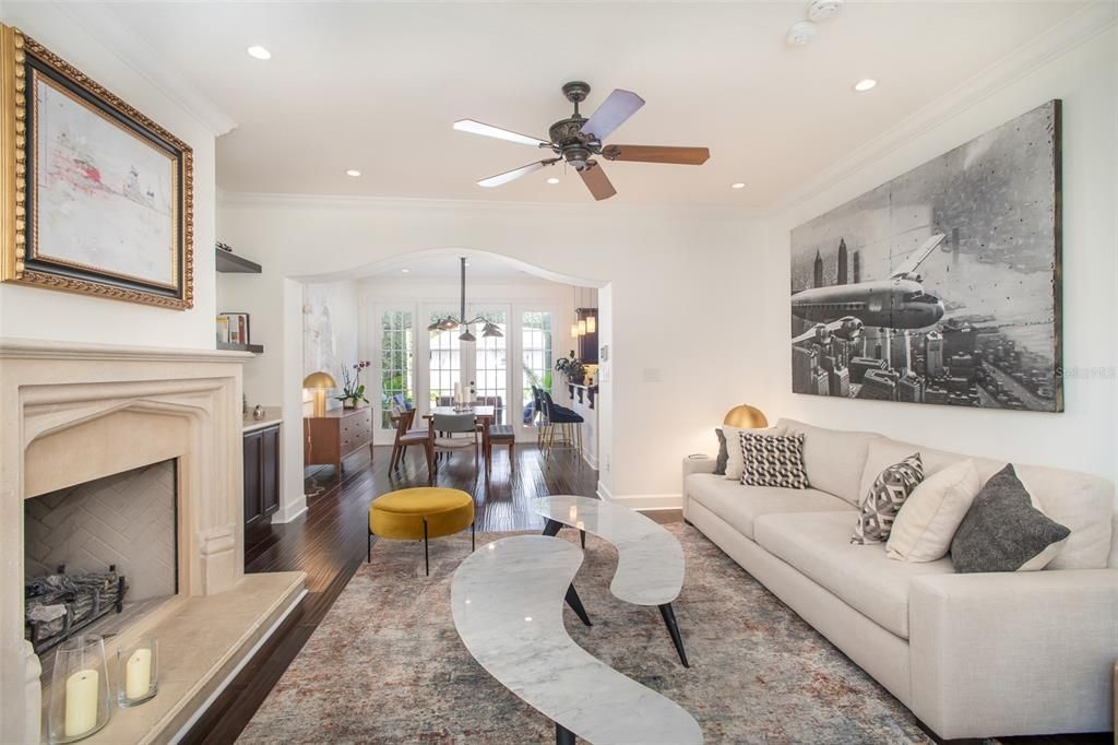 В аренду: $4,800 (2 спален, 2 ванн, 1589 Квадратных фут)