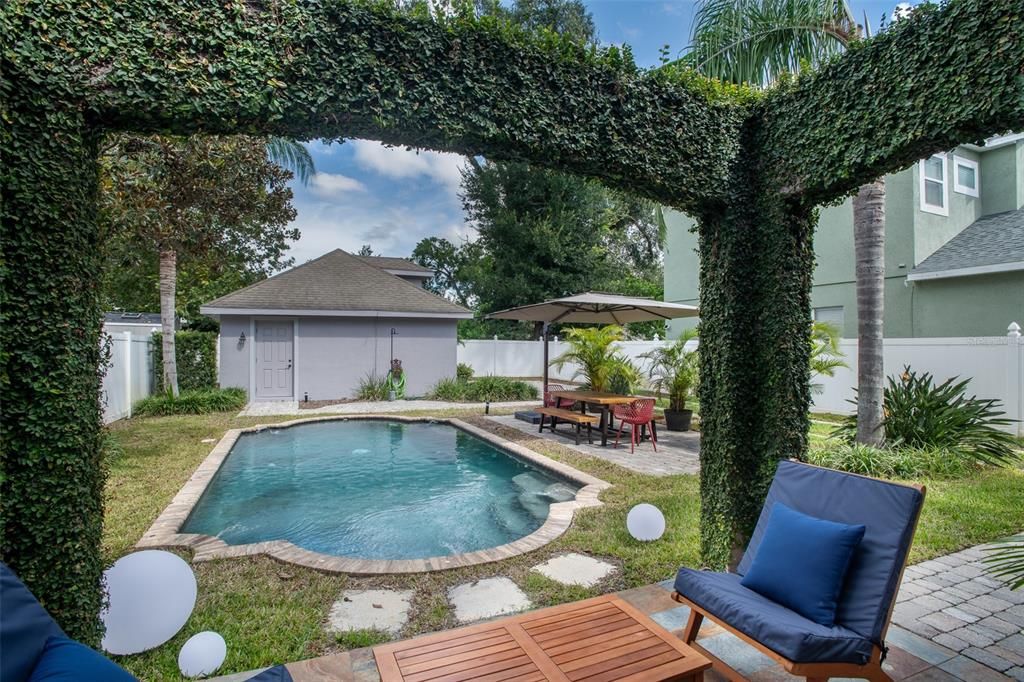 В аренду: $4,800 (2 спален, 2 ванн, 1589 Квадратных фут)