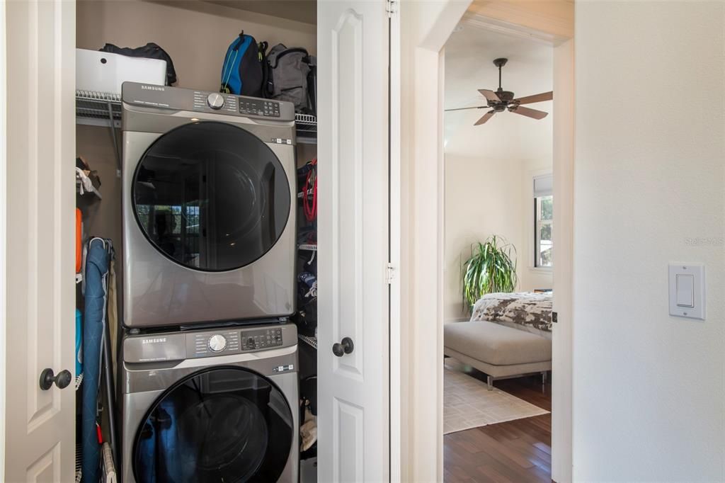 В аренду: $4,800 (2 спален, 2 ванн, 1589 Квадратных фут)