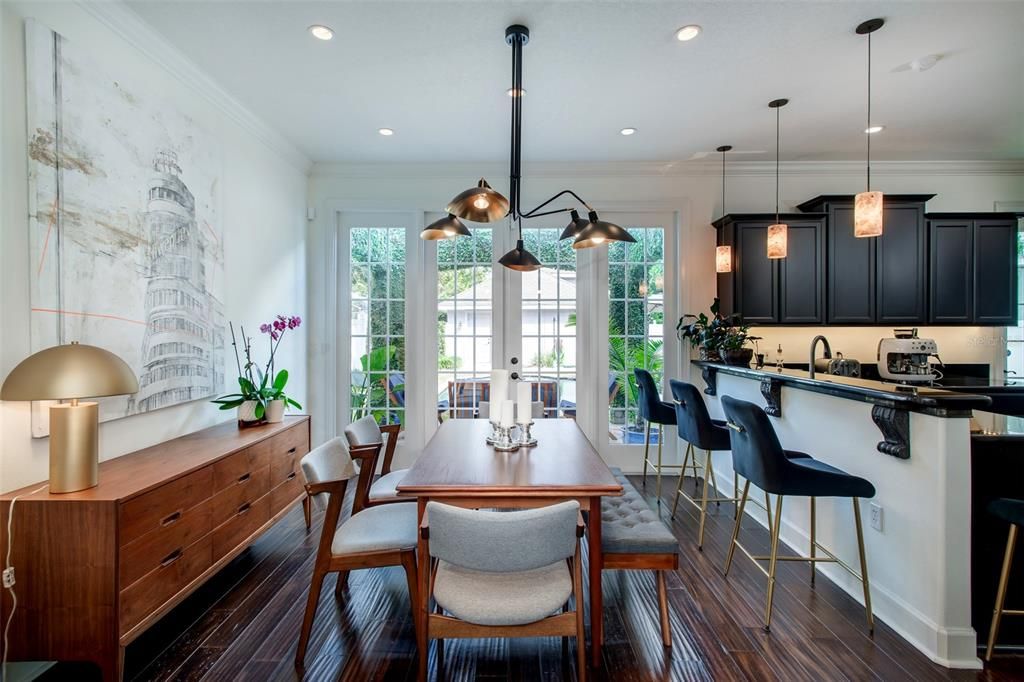 В аренду: $4,800 (2 спален, 2 ванн, 1589 Квадратных фут)