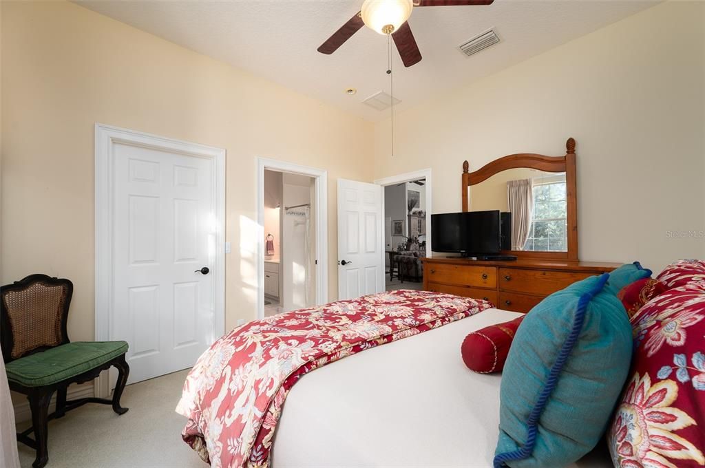 For Sale: $3,399,000 (3 beds, 3 baths, 3190 Square Feet)