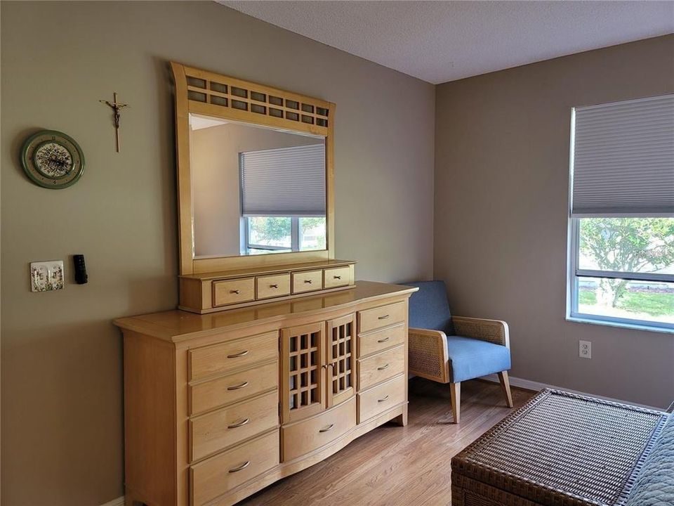 В аренду: $1,600 (3 спален, 2 ванн, 1392 Квадратных фут)